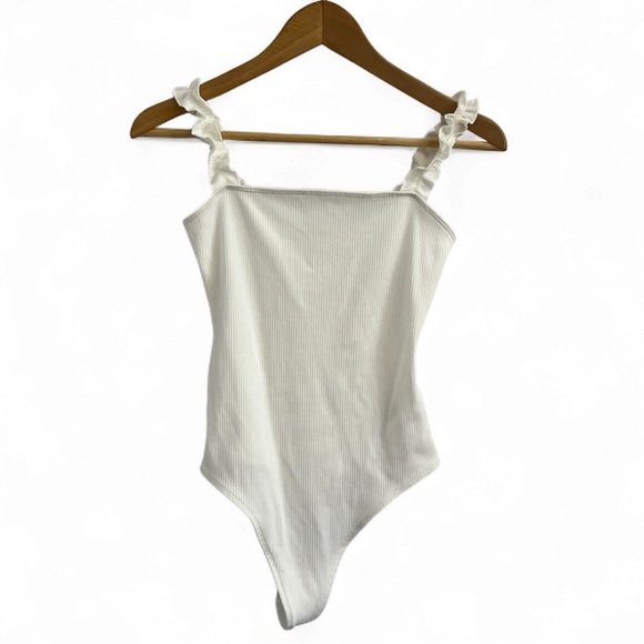 Sunday Best White Ribbed Ruffled Straps Bodysuit - Picture 1 of 3